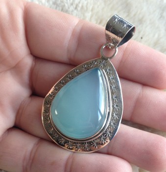 Zilveren hanger met druppelvorm aqua Chalcedoon